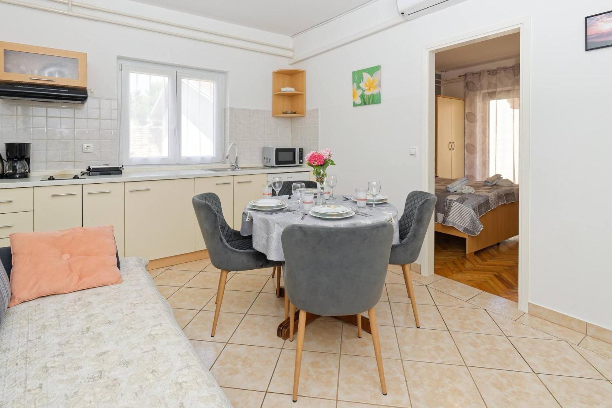 Apartments Marta By Rent Istria Novigrad  Екстер'єр фото